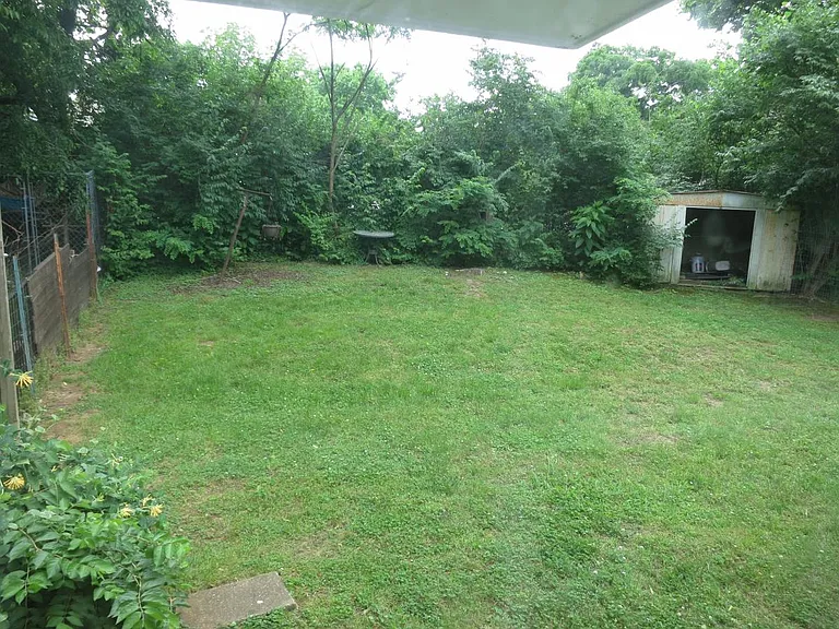 1303 Clifton Ln — Photo 10