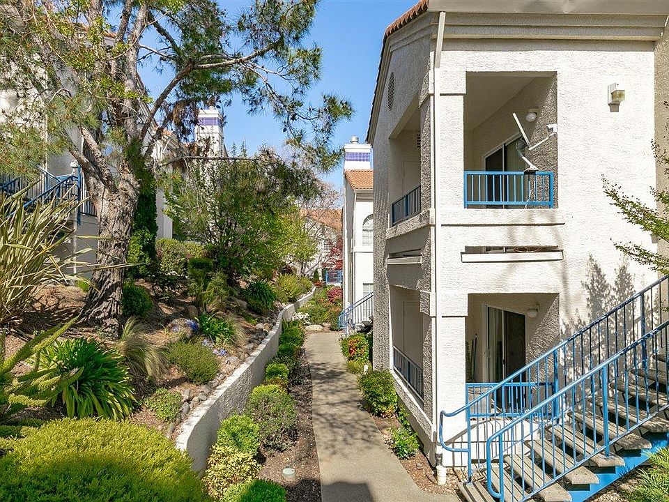 1st image of 2803 Beachcomber Dr E #1068