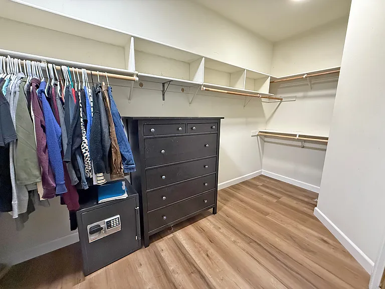 4312 Lafayette Dr — Photo 10