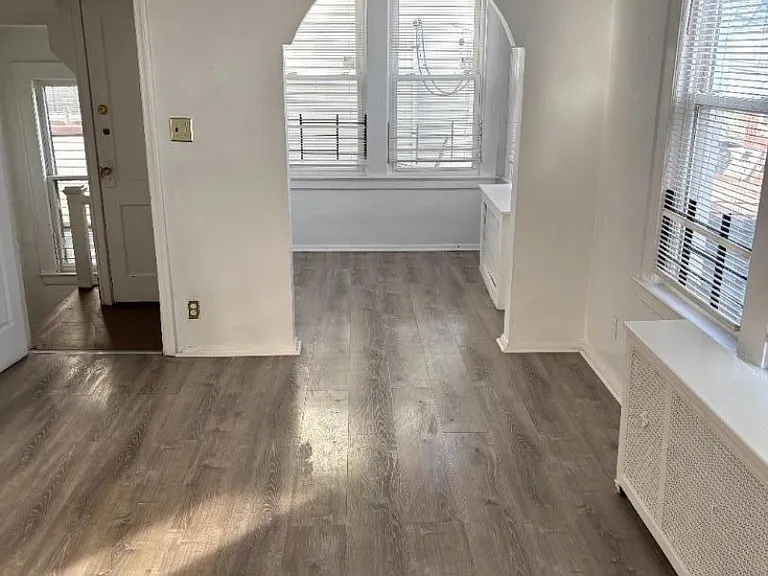 30 Underwood St — Photo 10