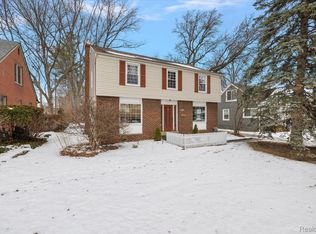 1012 W Twelve Mile Rd, Royal Oak, MI 48073