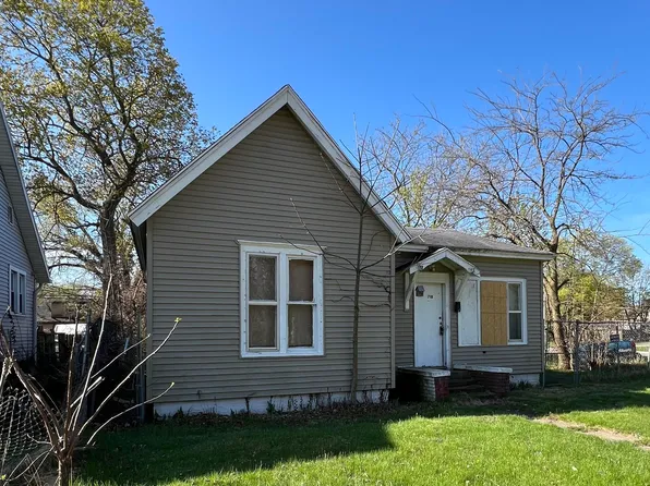 718 Territorial Rd, Benton Harbor, MI 49022