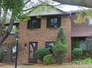 376 Surrey Hill Way, Rochester, NY 14623