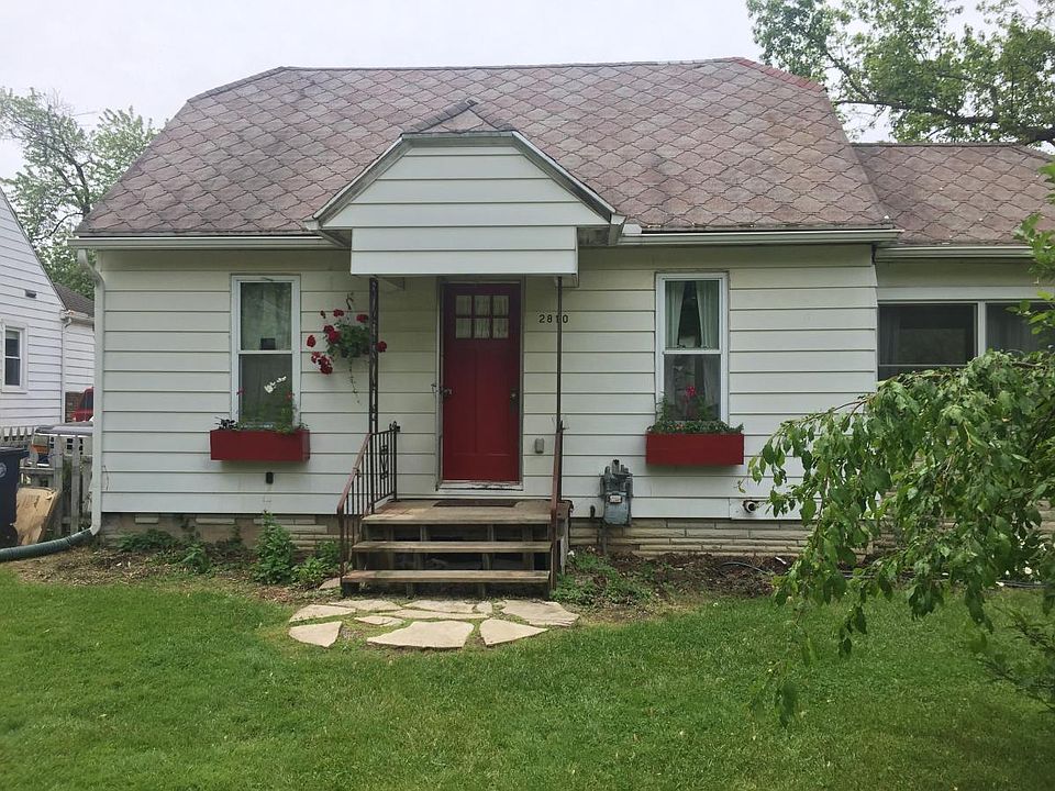 1st image of 2810 Elmwood Ave