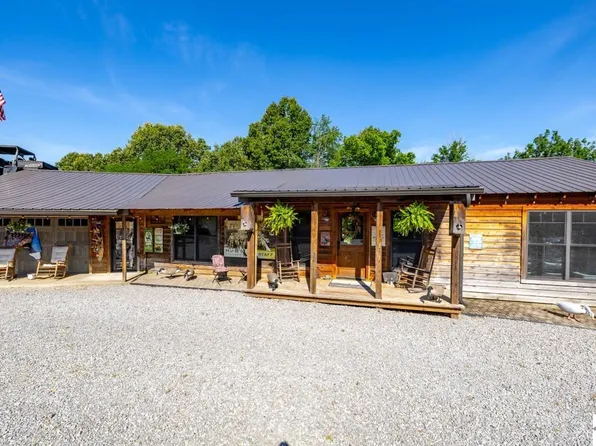 879 Moreland Rd, Eddyville, KY 42038