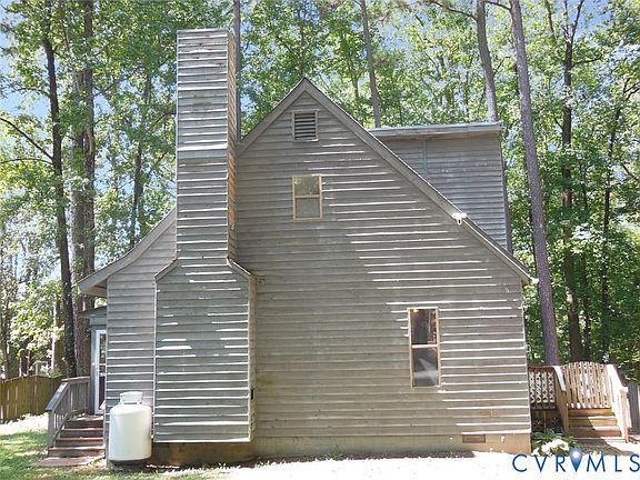 3rd image of 806 Fahey Circle