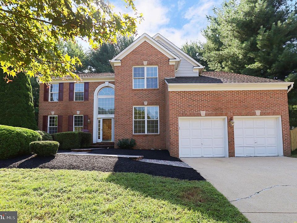 1st image of 7905 Glenbarr Ct