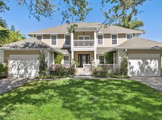 1382 Brightwaters Blvd NE, Saint Petersburg, FL 33704