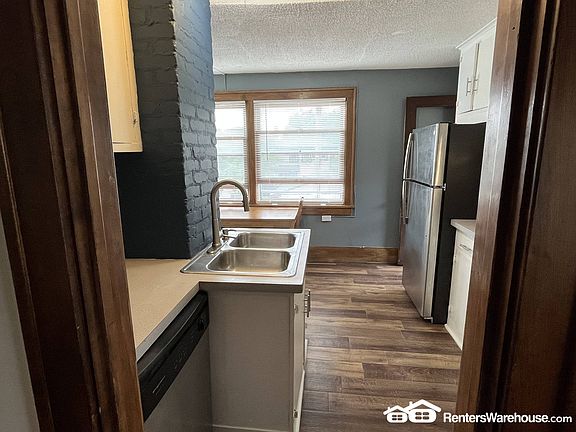 5th image of 4001 Grand Ave S APT 2