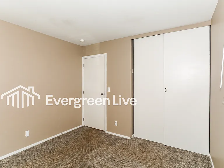 7043 Gracely Dr — Photo 7