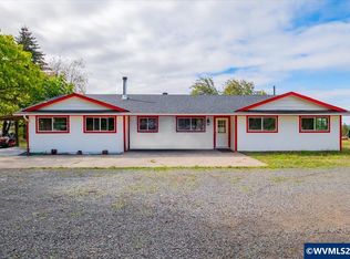 40200 Providence Dr, Scio, OR 97374