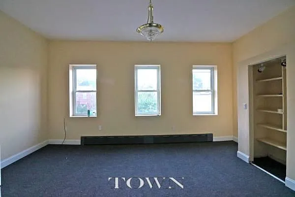 Rented by Town Residential | media 18