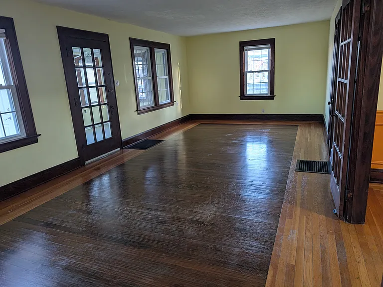 6504 Som Center Rd — Photo 5