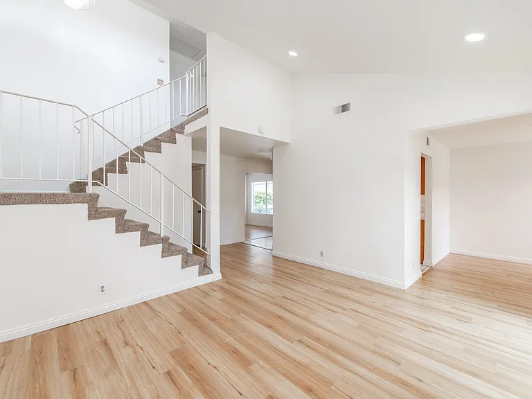 23767 Highland Valley Rd — Photo 16