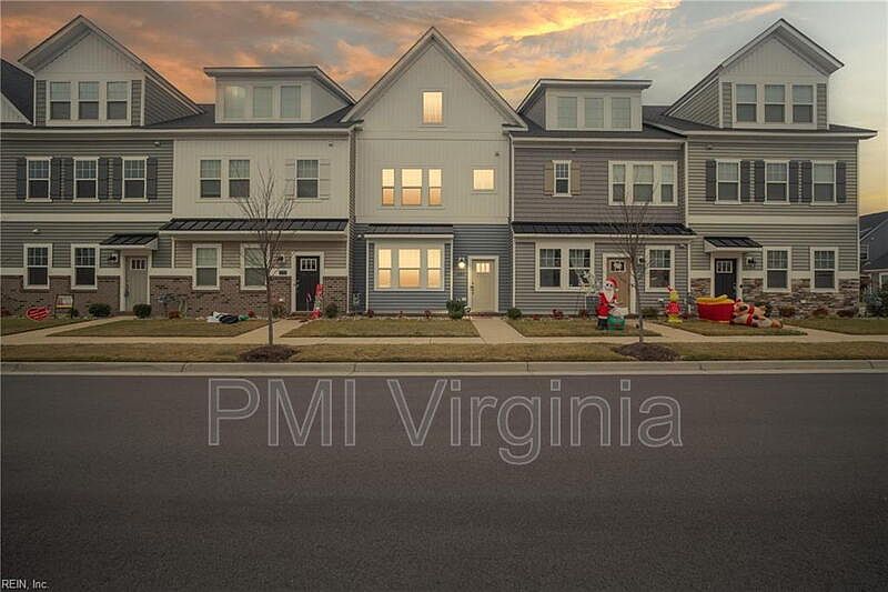 1st image of 405 Asuza St