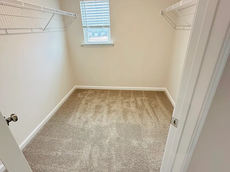 2039 Day Lily Way — Photo 2