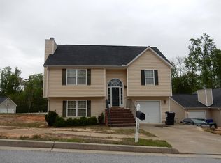 120 Meadow Ct, Fairburn, GA 30213