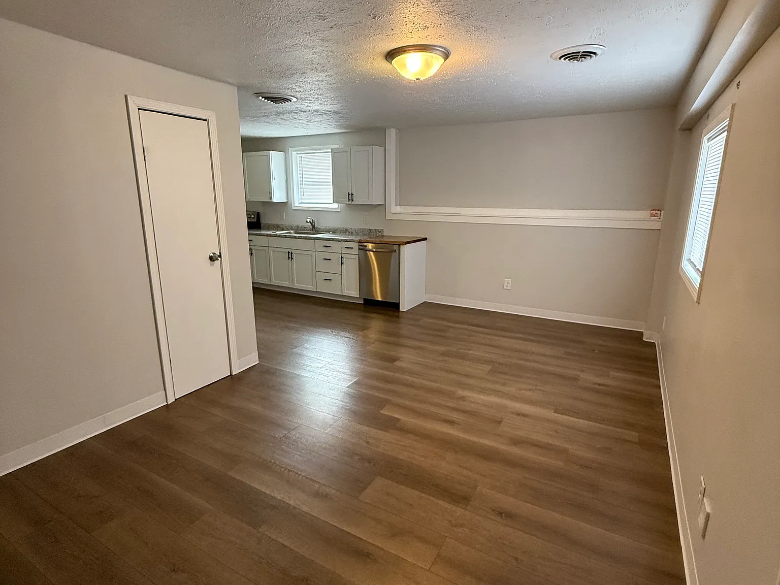 2 bed, 650 sqft, $1,250 — Photo 4