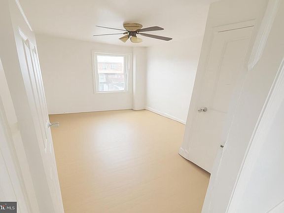 5th image of 3733 Ravenwood Ave