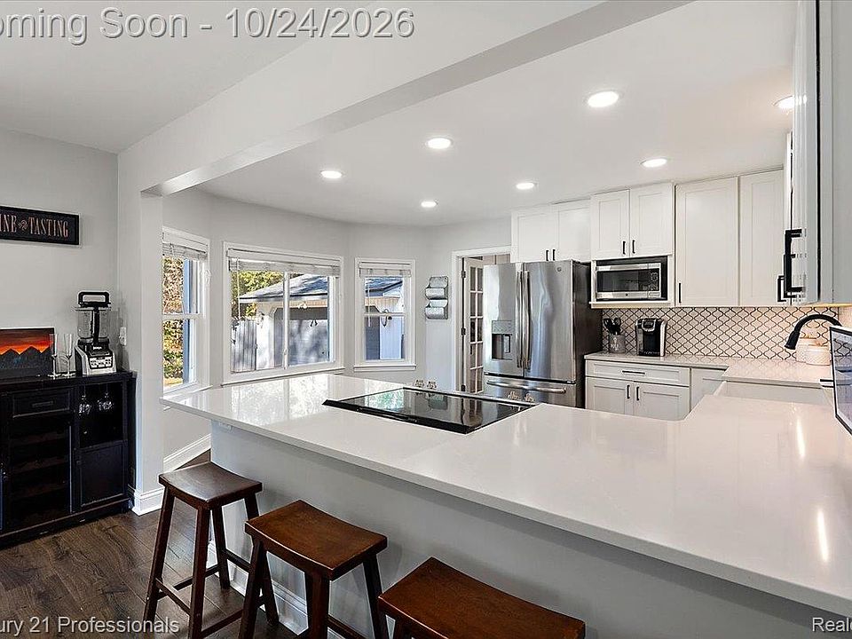 935 Ottawa Dr, photo 13