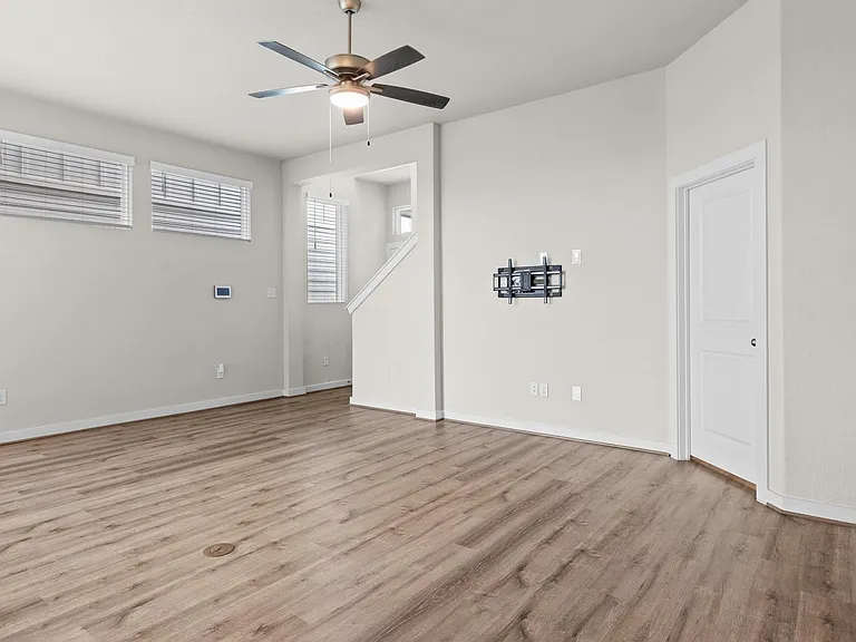 12811 Arya Way — Photo 5