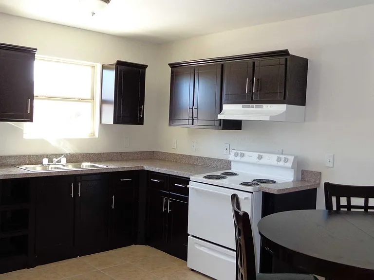 Calli Village Apartments — Photo 11