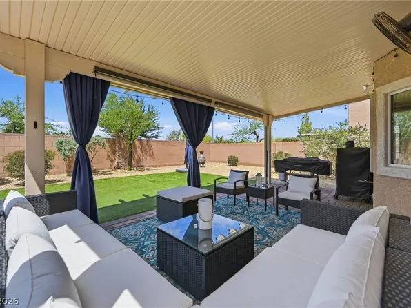 6053 Sea Cliff Cove St, North Las Vegas, NV 89031