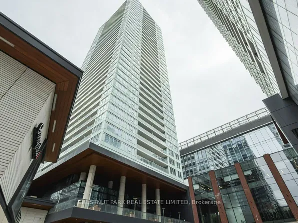 17 Bathurst St #3615, Toronto, ON M5V 0N1