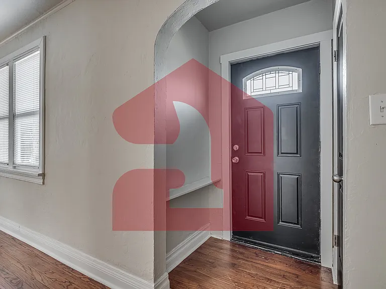 704 NW 92nd St #B — Photo 39