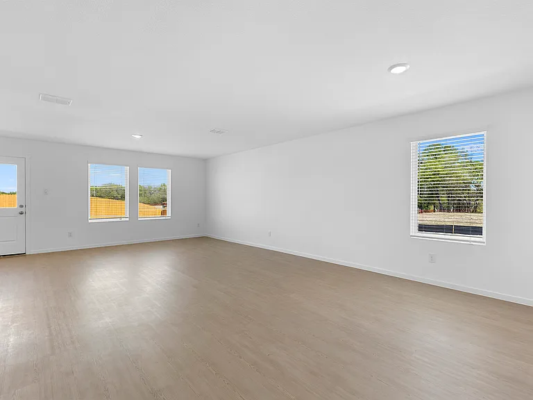 3714 Chambray Dr — Photo 5