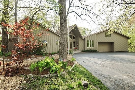 1st image of 16633 Manitou Ct