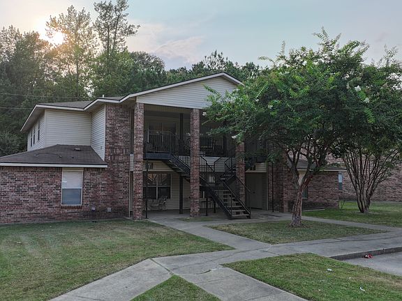 3rd image of 419 Emerald Trace Dr #Df282a5c9