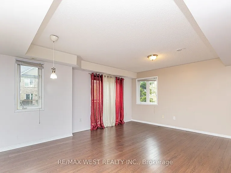 4975 Southampton Dr #218 — Photo 8