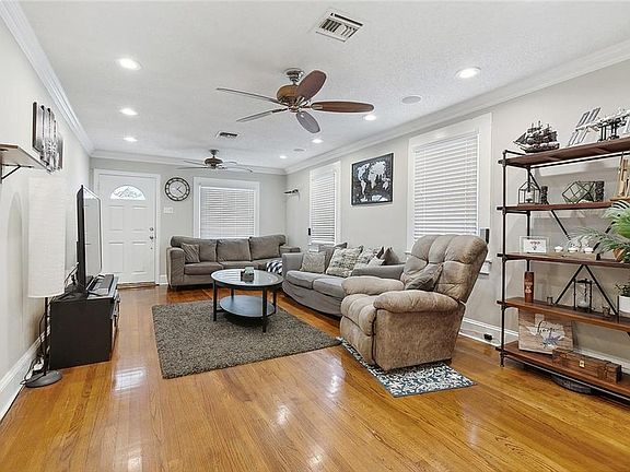 2nd image of 3205 W Metairie Ave N