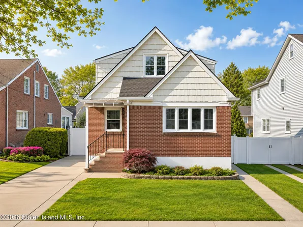 127 Jacques Ave, Staten Island, NY 10306