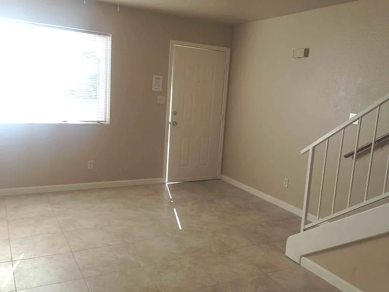3005 E Cicero St #103 — Photo 3