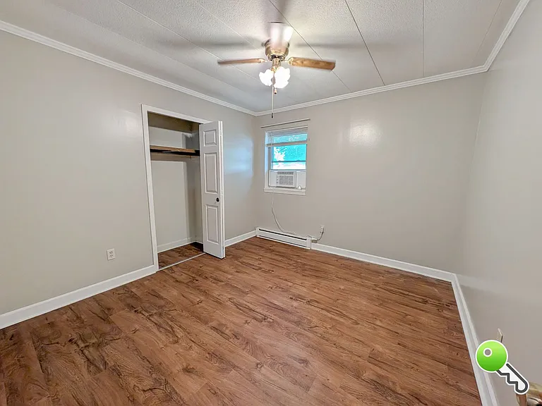 710 Floy Dr — Photo 4