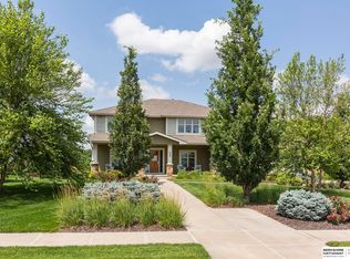 21740 Hascall St, Elkhorn, NE 68022