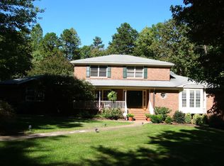 102 Pine Hill Dr, Siler City, NC 27344
