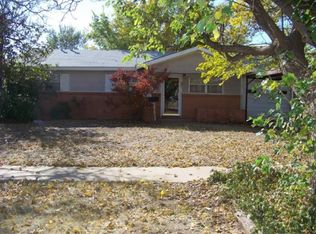 511 NW Avenue J, Seminole, TX 79360