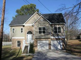 6661 Ridge Ave, Douglasville, GA 30134