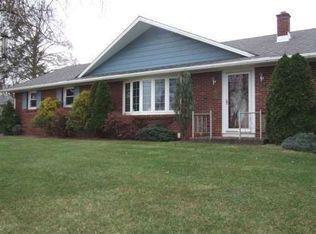 1017 Mitman Rd, Easton, PA 18040