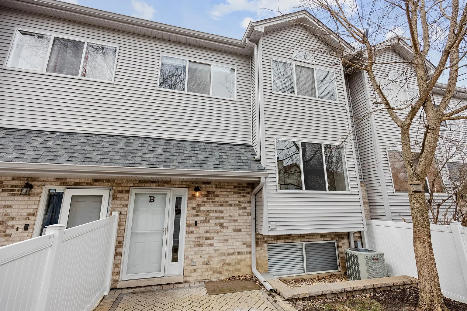 332 Park Ridge Ln #5-B photo 1