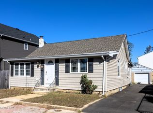 25 Hart Street, Hazlet, NJ 07734