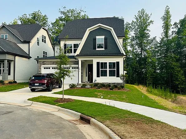 256 Emory Bluffs Dr, Holly Springs, NC 27540