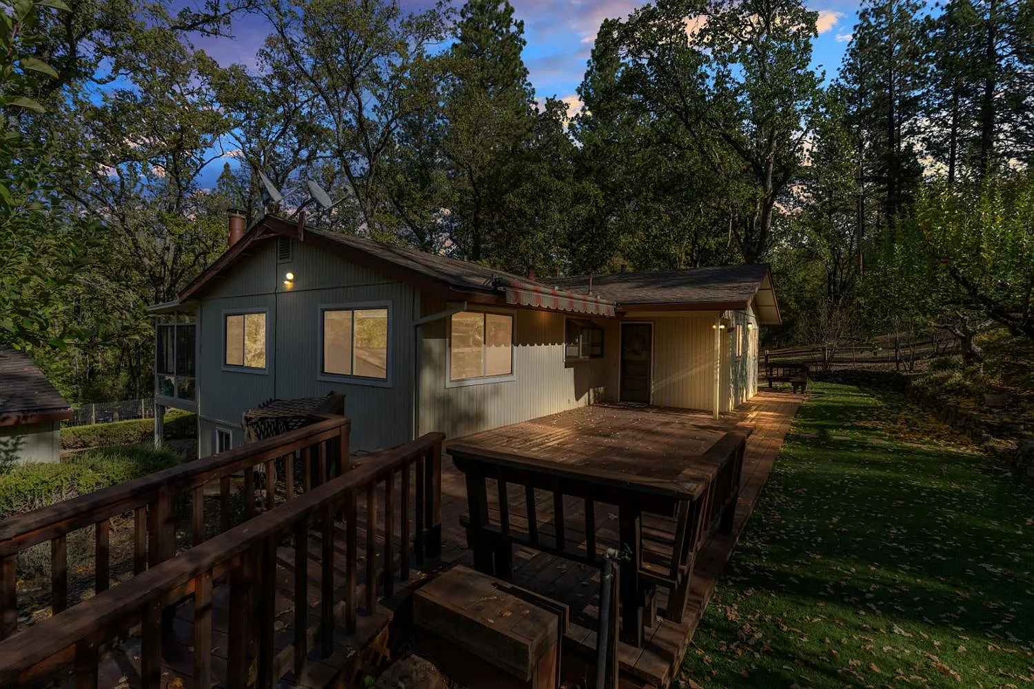 16038 Rolling Oaks Ct photo 1