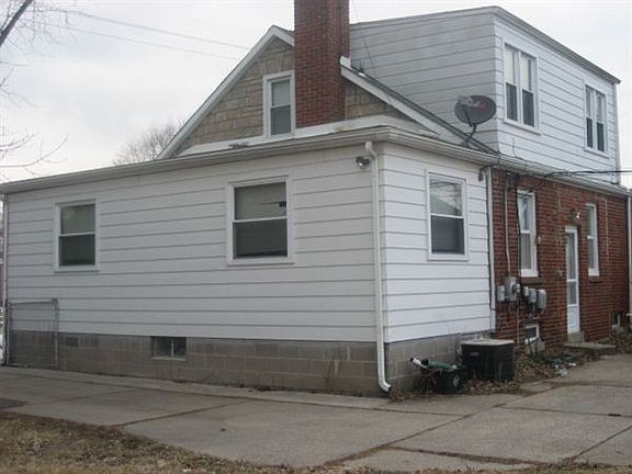 Back of house (2)