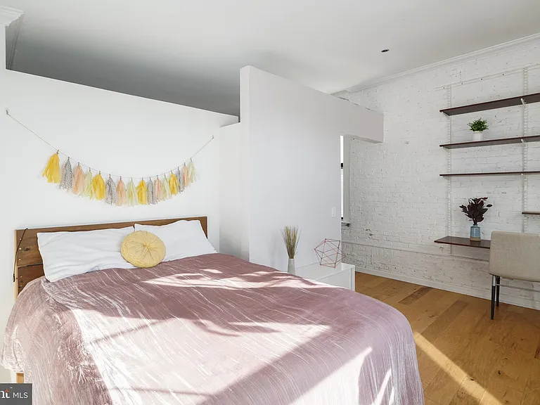 315 New St #701 — Photo 7