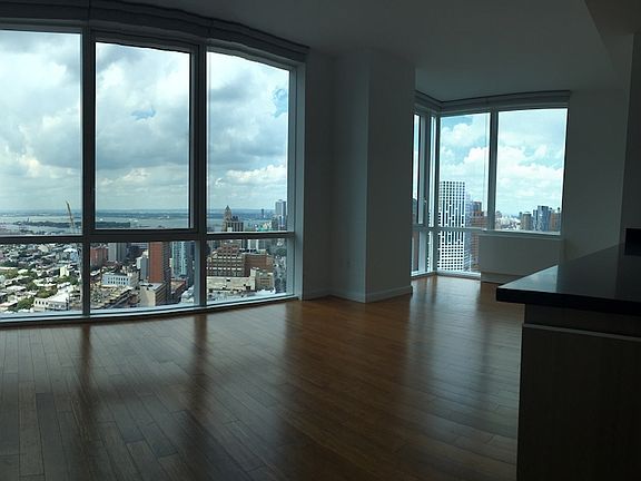 5th image of 66 Rockwell Pl APT 40E