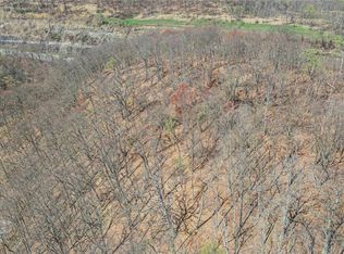 550 Division Ln, Beaver, PA 15009